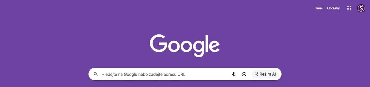 Nová karta v Chromu: ve vyhledávacím poli je vedle mikrofonu a Google Lens tlačítko Režim AI